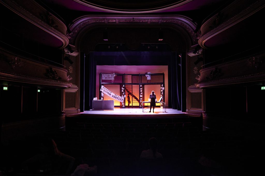 „Zij was ooit van mij“, Augustijns Theater Leiden, Schouwburg - Regie Annemarij Wams