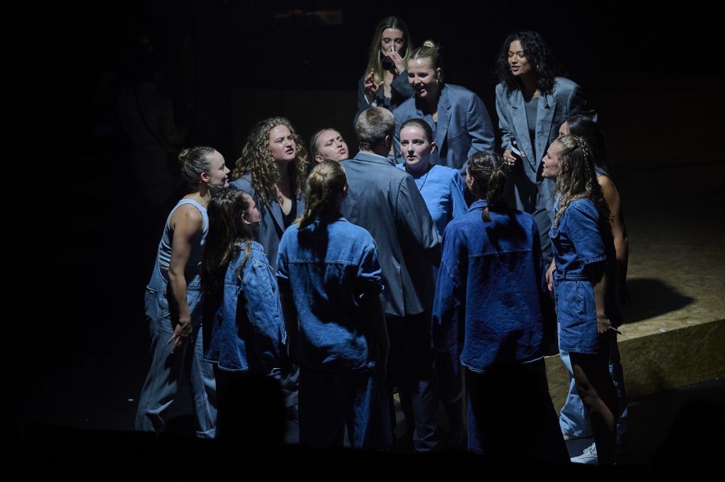 Gebruikt - Theatre performance Regie Annemarij Wams